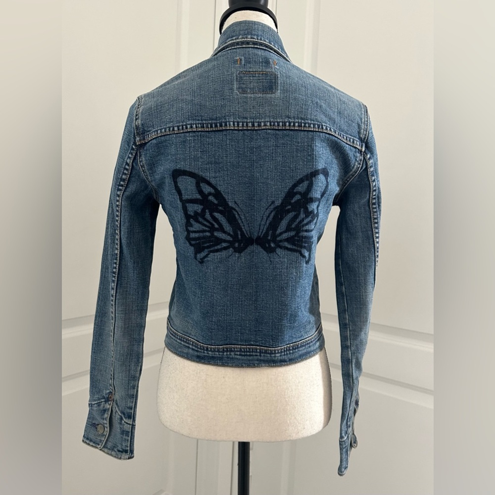 Levi's Classic Blue Butterfly Embroidered Trucker Denim Jacket S